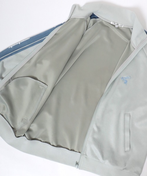 Salong hameu(サロン ハミュー)の「別注 蜂さんワンポイント刺繍 フェイクスエードサイドライントラックジャケット メンズ レディース ユニセックス/ジップアップジャケット(ジャージ・メンズ・ブルー/カーキ/ライトグレー・M/L)」の16枚目の写真