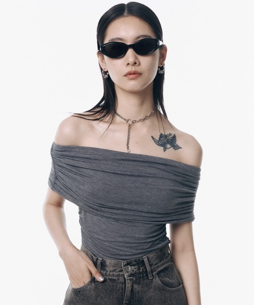 josemoon GATHER OFF SHOULDER TOPS グレー JOSE MOON（ジョゼムーン）の「GATHER OFF SHOULDER TOPS