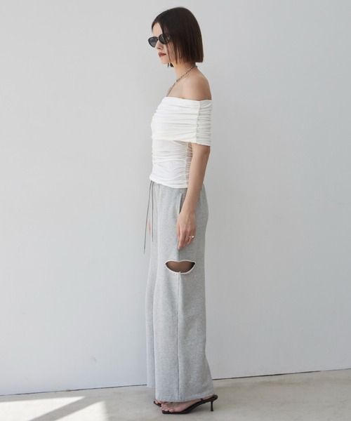 JOSE MOON（ジョゼムーン）の「GATHER OFF SHOULDER TOPS