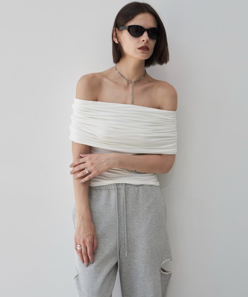 JOSE MOON（ジョゼムーン）の「GATHER OFF SHOULDER TOPS
