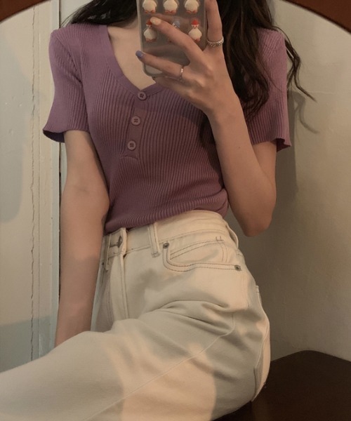 ECLIN（エクラン）の「Vネックリブサマーニットトップス（ニット/セーター・レディース・グリーン/レッド/ブルー/パープル/ベージュ/ブラック/ホワイト・FREE）」の20枚目の写真