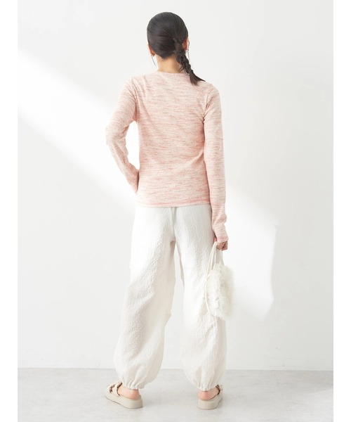 earth music&ecology（アースミュージックアンドエコロジー）の「タックカーゴパンツ（カーゴパンツ・レディース・ブラック/アイボリー/その他14・FREE）」の10枚目の写真