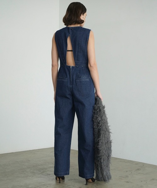 CLANE（クラネ）の「BACK OPEN DENIM ALL IN ONE（つなぎ/オールインワン・レディース・インディゴブルー/ライトブルー・2/1/0）」の6枚目の写真