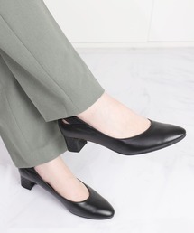 バックコンシャス　パイソン柄切り替えラウンドトゥパンプス