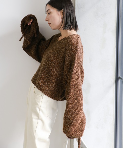 select MOCA(セレクトモカ)の「リングヤーンドロストスリーブショートニット(ニット/セーター・レディース・ベージュ/ブラウン/グレー・FREE)」の8枚目の写真