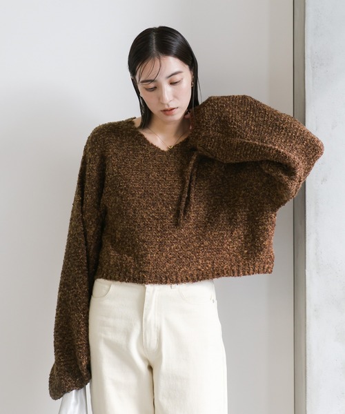 select MOCA(セレクトモカ)の「リングヤーンドロストスリーブショートニット(ニット/セーター・レディース・ベージュ/ブラウン/グレー・FREE)」の16枚目の写真