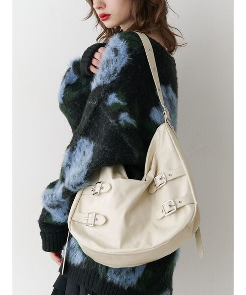 jouetie（ジュエティ）の「バナナショルダーBAG（ショルダーバッグ・レディース・アイボリー/シルバー/ブラック・FREE）」の10枚目の写真