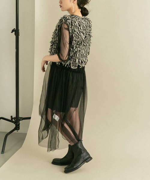 KBF(ケイビーエフ)の「パワースリーブチュールワンピース(ワンピース・レディース・ブラック/ベージュ・ONE)」の5枚目の写真