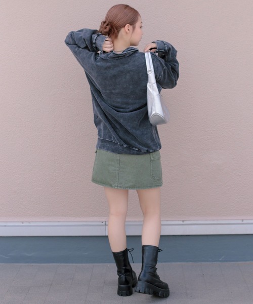 SPINNS(スピンズ)の「【ユニセックスで着用可能】ハーフジップ裏起毛スウェット ハートロゴ(スウェット・メンズ・ブラウン/オフホワイト/アッシュグレー/ブラック系その他・ONESIZE)」の10枚目の写真