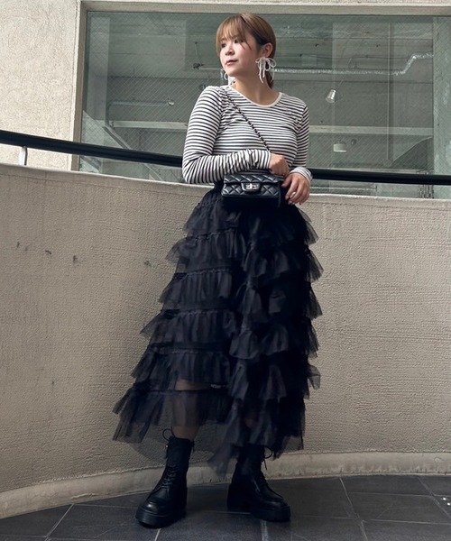 Narcissus(ナルシス)の「ボリュームチュールロングスカート(スカート・レディース・ブラック/ホワイト・FREE)」の16枚目の写真