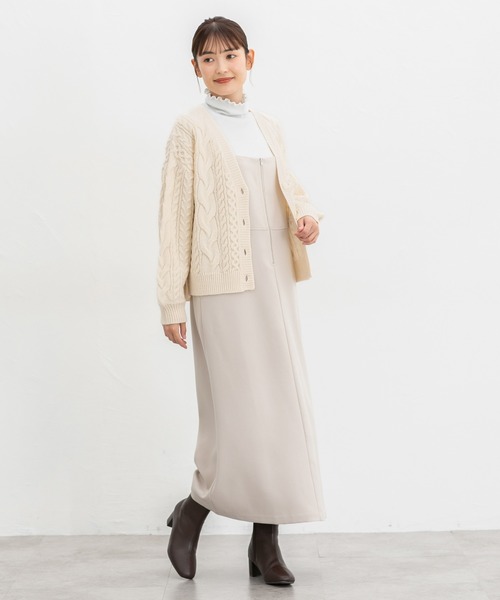 Honeys（ハニーズ）の「【ウォッシャブル】ケーブル編Ｖカーデ（カーディガン/ボレロ・レディース・アイボリー/グレイッシュブルー/杢グレー/グリーン/モカ/ベージュ・S/M/L/LL）」の8枚目の写真