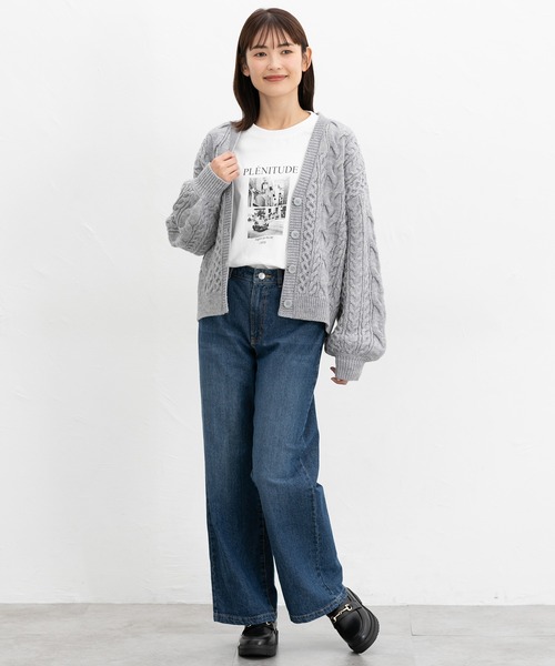 Honeys（ハニーズ）の「【ウォッシャブル】ケーブル編Ｖカーデ（カーディガン/ボレロ・レディース・アイボリー/グレイッシュブルー/杢グレー/グリーン/モカ/ベージュ・S/M/L/LL）」の16枚目の写真