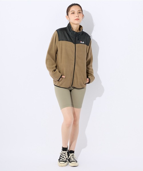 FILA（フィラ）の「マイクロフリース　切り替えスタンドジャケット　フルジップブルゾン（その他アウター・レディース・ピンク/ネイビー/ベージュ/ブラック・X-LARGE/LARGE/MEDIUM）」の5枚目の写真