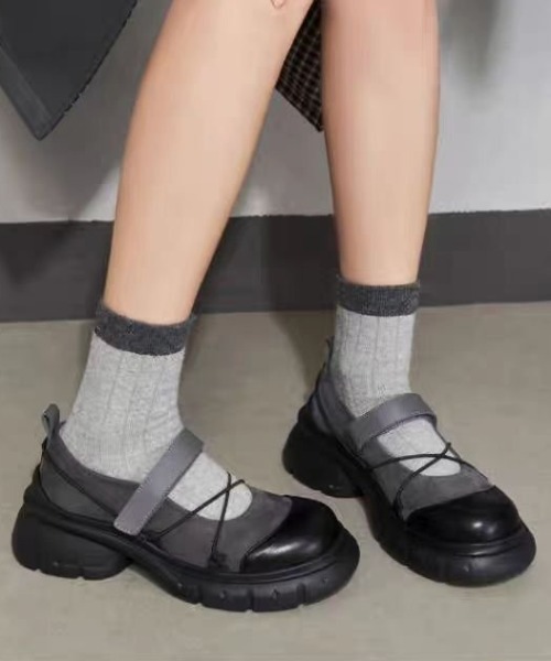 mebole(メボレ)の「ベルクロボリュームソールシューズ(スニーカー・レディース・ブラック/グレー・SMALL/MEDIUM/LARGE)」の8枚目の写真