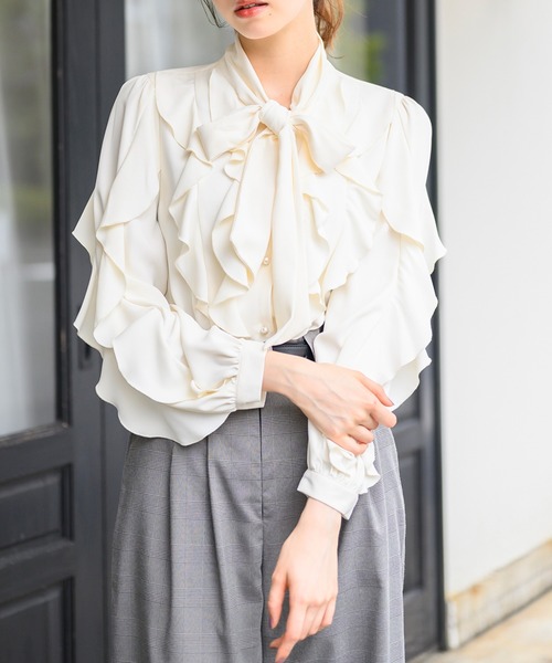 MISCH MASCH（ミッシュマッシュ）の「フリルボウタイブラウス/MM448101（シャツ/ブラウス・レディース・ブラック/アイボリー/ピンク・ﾌﾘ-）」の2枚目の写真