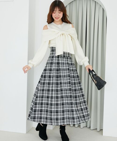 MAJESTIC LEGON(マジェスティックレゴン)の「バックレースアップフレアスカート(スカート・レディース・ブラウン/ホワイト系その他2/ブラウン系その他2/ブラック系その他/レッド系その他2/ブラウン系その他5/ブラック系その他2・MEDIUM/SMALL)」の9枚目の写真