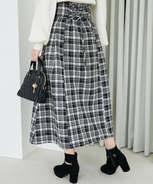 MAJESTIC LEGON(マジェスティックレゴン)の「バックレースアップフレアスカート(スカート・レディース・ブラウン/ホワイト系その他2/ブラウン系その他2/ブラック系その他/レッド系その他2/ブラウン系その他5/ブラック系その他2・MEDIUM/SMALL)」の14枚目の写真