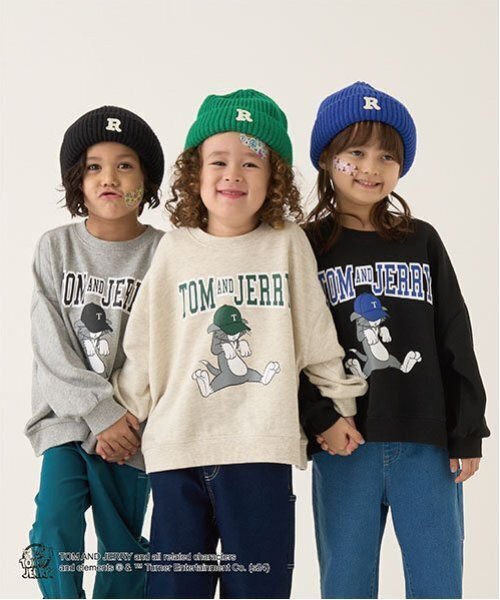b・ROOM(ビールーム)の「【TOM AND JERRY】【毛玉バイバイ裏毛】ビッグシルエットプリントスウェット(スウェット・キッズ・トップグレー/オートミール/ブラック・110cm/100cm/120cm/130cm/140cm/150cm)」の6枚目の写真