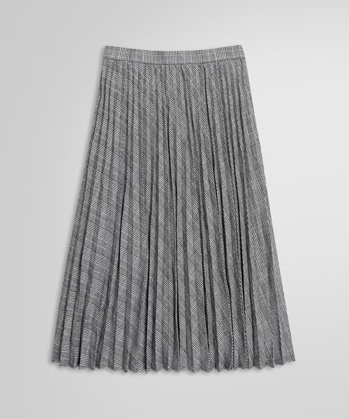 BROOKS BROTHERS（ブルックスブラザーズ）の「ポリエステルブレンド グレンチェック ミディプリーツスカート（スカート・レディース・グレー・2/4/0）」の4枚目の写真
