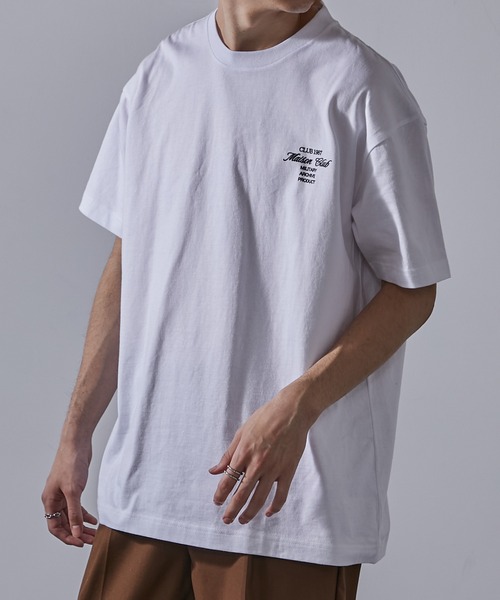 MAISON CLUB（メゾンクラブ）の「【MAISON CLUB】Logo Print Over Size Tee 半袖オーバーサイズTee（Tシャツ/カットソー・メンズ・ホワイト系その他4/ホワイト系その他2/ブラック系その他/ブラック系その他3/ブラック系その他2/ホワイト系その他/ホワイト系その他3・L/XL）」の3枚目の写真