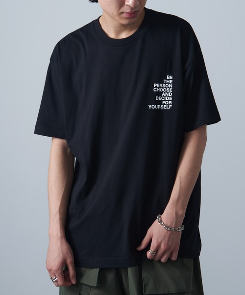 MAISON CLUB（メゾンクラブ）の「【MAISON CLUB】Logo Print Over Size Tee 半袖オーバーサイズTee（Tシャツ/カットソー・メンズ・ホワイト系その他4/ホワイト系その他2/ブラック系その他/ブラック系その他3/ブラック系その他2/ホワイト系その他/ホワイト系その他3・L/XL）」の9枚目の写真