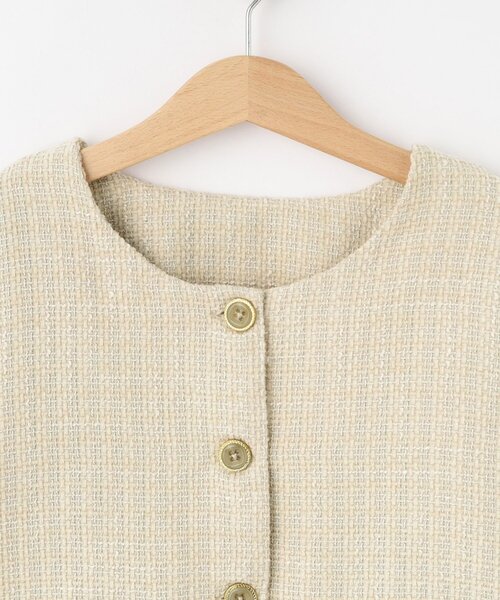 SHOO・LA・RUE（シューラルー）の「【100-140cm/プチセレ】ツイードジャケット（ノーカラージャケット・キッズ・ブラック/ライトベージュ・10/11/12/13/14）」の5枚目の写真