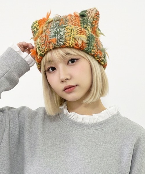 HIKA(ヒカ)の「【HIKA】マルチストライプMIX編み猫耳ニットCAP(ニットキャップ/ビーニー・レディース・ピンク/グリーン/レッド/イエロー/その他・FREE)」の2枚目の写真