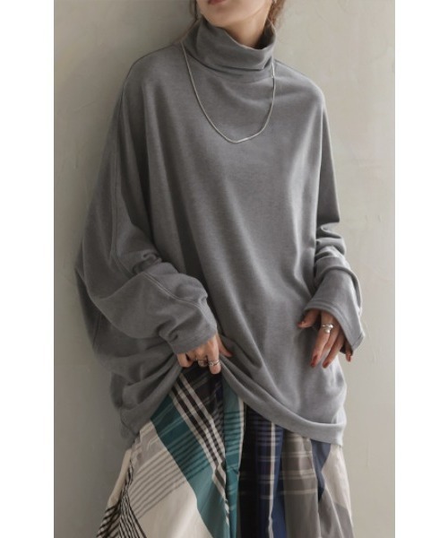 HUG.U(ハグユー)の「発熱ドルマントップス 体感+3.1℃(Tシャツ/カットソー・レディース・オフホワイト/ラベンダー/オレンジ/ベージュ/グレー/ブラック・FREE)」の17枚目の写真