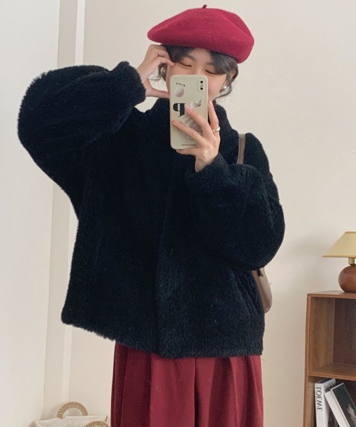 gossip!ロサンゼルス(ゴシップロサンゼルス)の「フェミニンファージャケット(ダウンジャケット/コート・レディース・ブラウン/ブラック/ライトベージュ・M)」の7枚目の写真