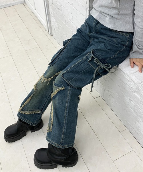 lilful(リルフル)の「スターダメージワッペン ウォッシュデザイン サイドリボンデニムカーゴパンツ(デニムパンツ・レディース・ブラック/ブルー・S/M/L)」の5枚目の写真