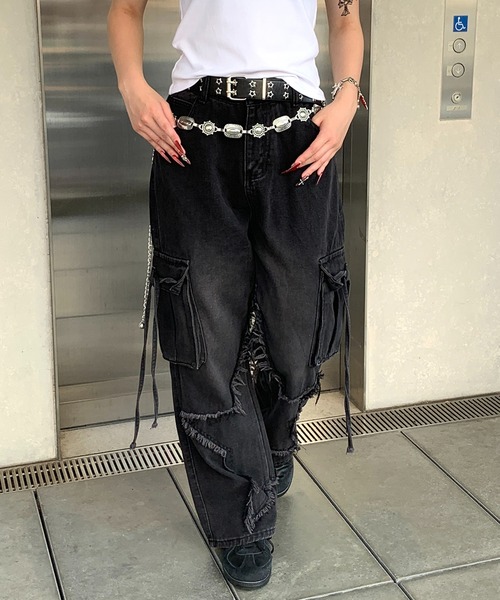 lilful(リルフル)の「スターダメージワッペン ウォッシュデザイン サイドリボンデニムカーゴパンツ(デニムパンツ・レディース・ブラック/ブルー・S/M/L)」の21枚目の写真