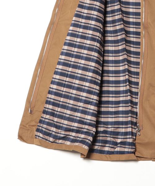 FREE STYLISTS（フリー スタイリスト）の「バックスリットフード付きロングジャケット（トレンチコート・レディース・ネイビー/カーキ・XL/S/L）」の4枚目の写真