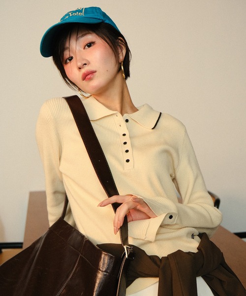 MUHET（ミュエータ）の「ribbed knit polo / リブニットポロ（ポロシャツ・レディース・杢グレー/アイボリー/ブラウン・FREE）」の7枚目の写真