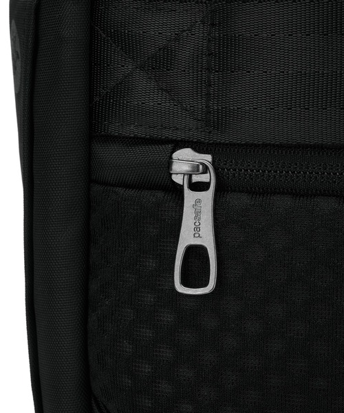 pacsafe/パックセーフ V 26L Tour Backpack（バックパック/リュック