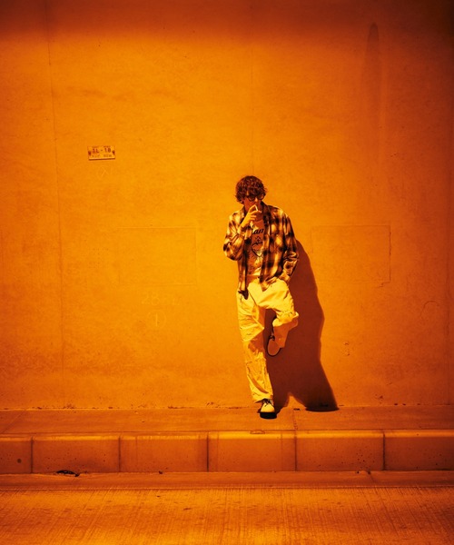 glamb（グラム）の「Remake Painter Chino Pants / リメイクペインターチノパンツ（チノパンツ・メンズ・ホワイト/ベージュ・S/M/L）」の16枚目の写真