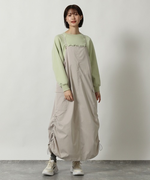 LAKOLE（ラコレ）の「カーゴキャミジャンスカ / 290715（ジャンパースカート・レディース・ブラック/グレー/アイボリー・FREE）」の2枚目の写真