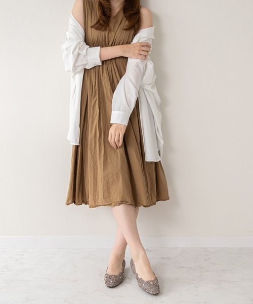 Bridget Birkin(ブリジットバーキン)の「【Bridget Birkin】フラワーカットワークラメパンプス(551032)(パンプス・レディース・アイボリー/ブラック/ブラウン・24.5/23.5/24/23/22.5)」の17枚目の写真