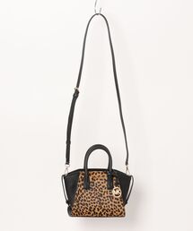 MICHAEL KORS（マイケルコース）の「AVRIL チータープリント カーフヘア レザー サッチェル エクストラスモール（ショルダーバッグ）」