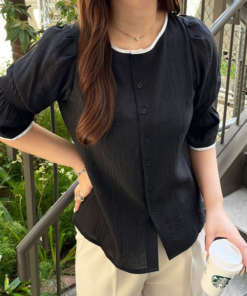 GeeRA(ジーラ)の「夏にぴったり。キャンディースリーブ配色パイピングシアーブラウス(シャツ/ブラウス・レディース・アイボリー/ブラック・LARGE/MEDIUM)」の1枚目の写真
