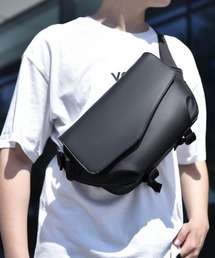 L LABEL（エルラベル）の「撥水加工ショルダーボディバッグ（ショルダーバッグ）」