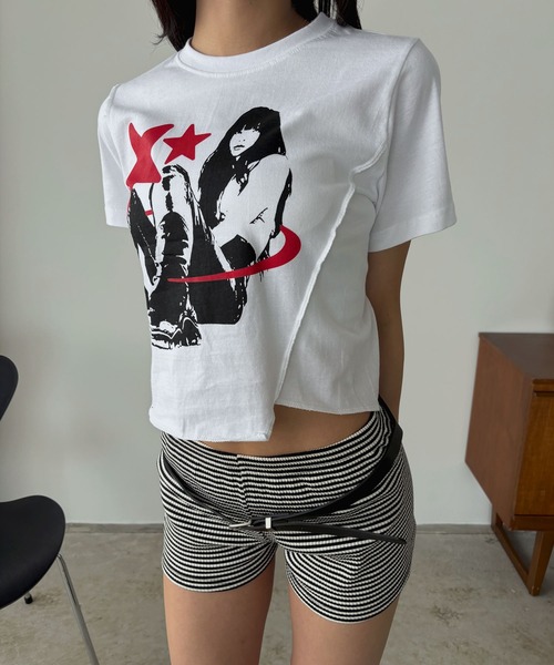 セール】[2025SS]アシンメトリーロックプリントTシャツ（Tシャツ
