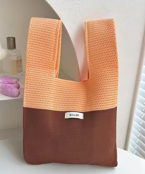 TONE SELECT GOODS(トーンセレクトグッズ)の「urbanfemine./バイカラーニットミニバッグ U7434(トートバッグ・レディース・オレンジ/グリーン/ブルー/ピンク/ブラウン/ダークグリーン/パープル/ベージュ/ホワイト・FREE)」の9枚目の写真