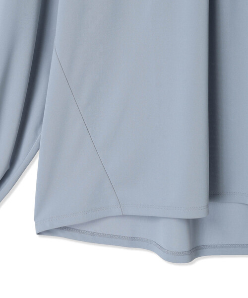 A/C DESIGN BY ALPHA CUBIC(エーシーデザインバイアルファキュービック)の「ギャザーカットソーブラウス【ストレッチ素材】(Tシャツ/カットソー・レディース・オフホワイト/ブラック/サックスブルー・M/L)」の12枚目の写真