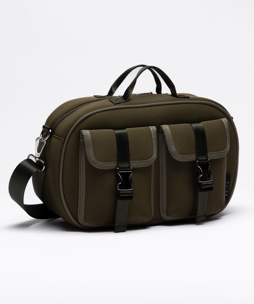 EDITA.（エディータ）の「ネオプレン ラウンド バックルポケット 2wayバッグ　2WAY / 軽量（ショルダーバッグ・レディース・ブラック/カーキオリーブ・FREE）」の12枚目の写真