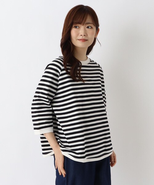 one'sterrace(ワンズテラス)の「ゆったり ラグラン7分袖 ボーダープルオーバー(Tシャツ/カットソー・レディース・ベージュ系その他7/ブラック系8/ライトグリーン系/パープル系2/ブルー系その他7・02)」の1枚目の写真