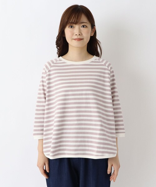 one'sterrace(ワンズテラス)の「ゆったり ラグラン7分袖 ボーダープルオーバー(Tシャツ/カットソー・レディース・ベージュ系その他7/ブラック系8/ライトグリーン系/パープル系2/ブルー系その他7・02)」の6枚目の写真