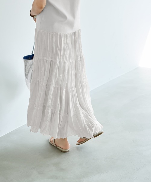 STYLE DELI（スタイルデリ）の「94cm丈コットン質感ワッシャーティア―ドスカート（スカート・レディース・ブラック/ホワイト・FREE）」の6枚目の写真