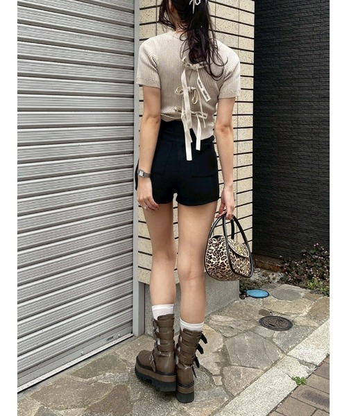 EVRIS（エヴリス）の「ハーフスリーブバックオープンリボンニットトップス（ニット/セーター・レディース・ブラック/ブルー/ピンク/ベージュ・FREE）」の13枚目の写真