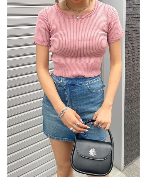 EVRIS（エヴリス）の「ハーフスリーブバックオープンリボンニットトップス（ニット/セーター・レディース・ブラック/ブルー/ピンク/ベージュ・FREE）」の19枚目の写真