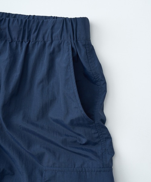 Quiksilver（クイックシルバー）の「【ZOZO限定アイテム】QS BAGGY CARGO SHORT /クイックシルバーサーフトランクス・ボードショーツ・バギーショーツ(水着)（水着・メンズ・ネイビー/ブラック・MEDIUM/LARGE/X-LARGE）」の6枚目の写真